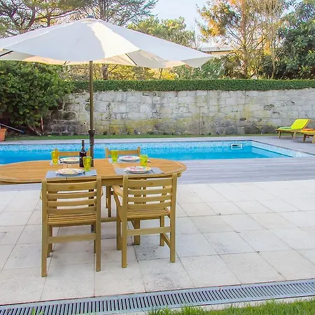 Apartamento Liiiving In | Garden Pool House