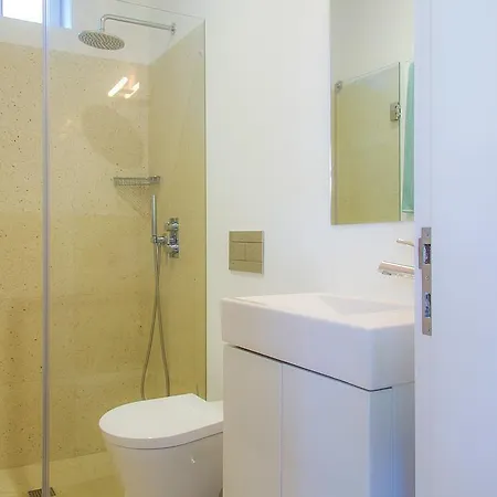 Liiiving In Porto | Oporto Garden Pool House Porto