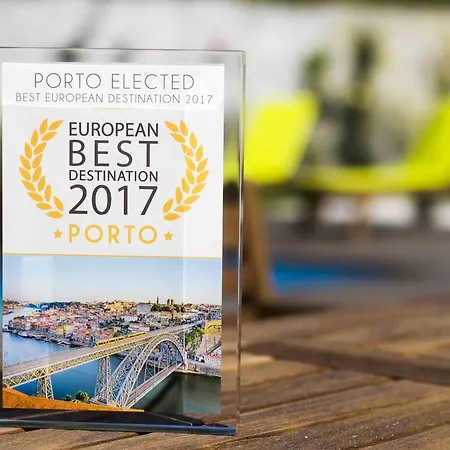 Liiiving In Porto | Oporto Garden Pool House Porto