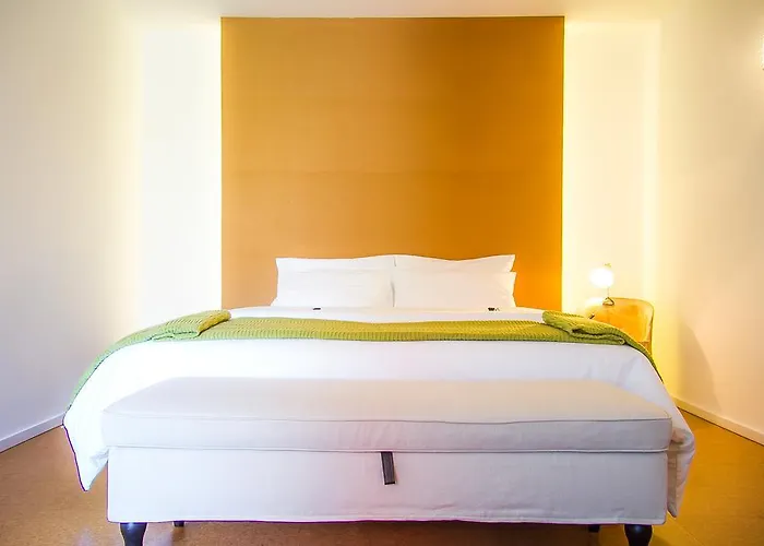 Liiiving In Porto | Oporto Garden Pool House