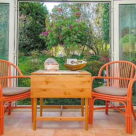 Liiiving In | Garden Pool House Appartement